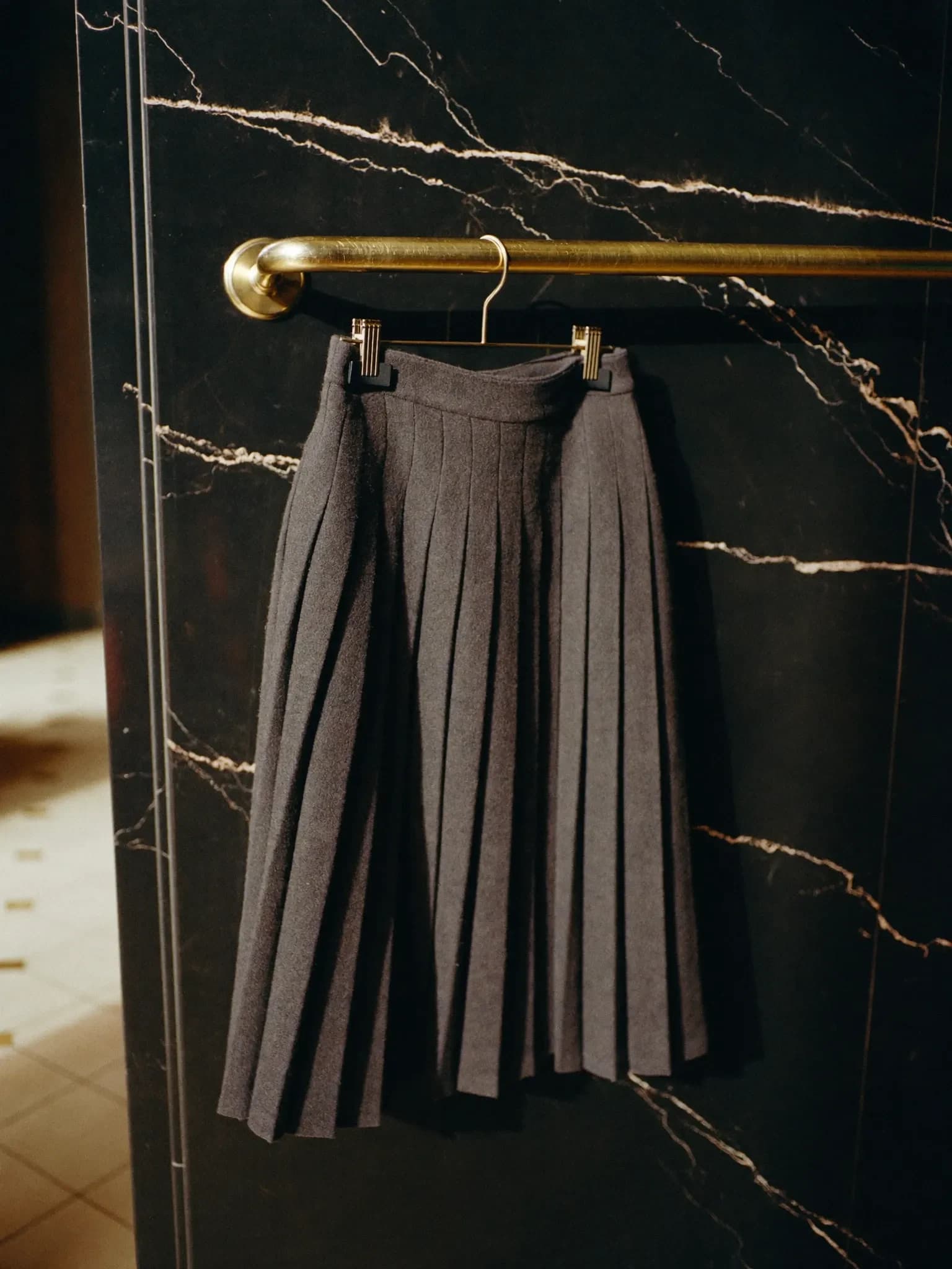 Pleated wool skirt